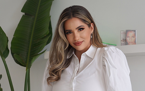 Gies Business alum cofounds cybersecurity nonprofit to empower Latina women(01)