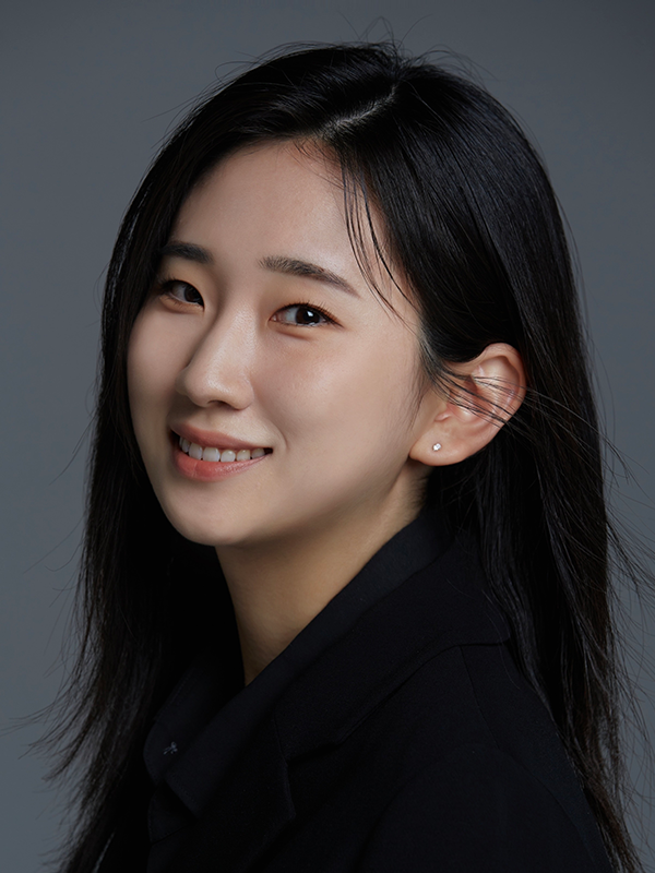 Minji Kang