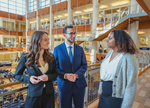 Gies Students in Professional Attire