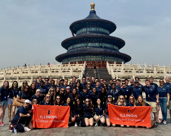 Hoeft students in front of a Chinese landmark while on the immersion trip